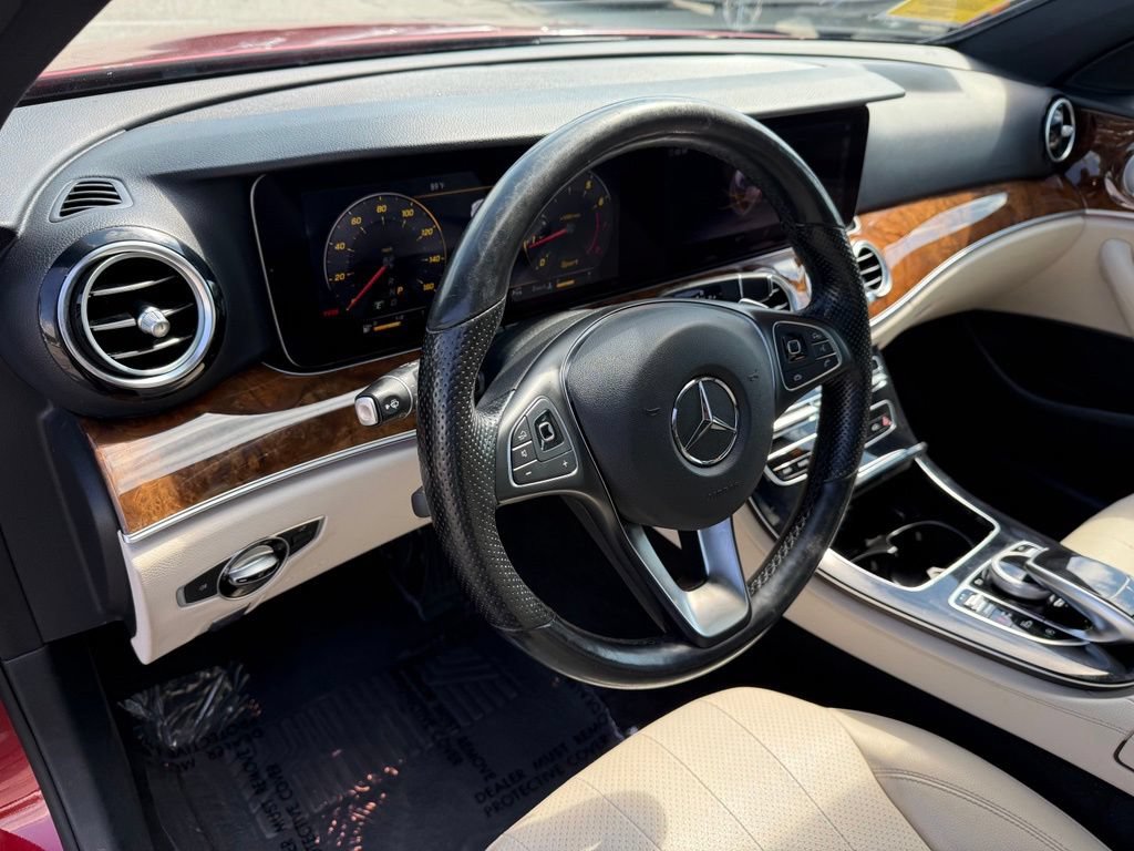 Used 2018 Mercedes-Benz E 300 4MATIC image 19