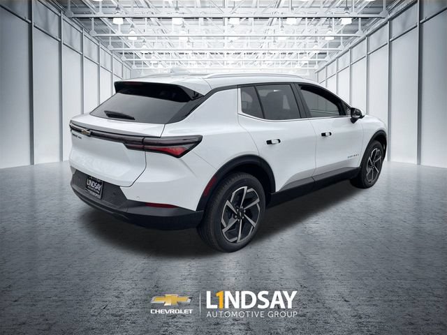New 2026 Chevrolet Equinox EV LT AWD/4WD image 8
