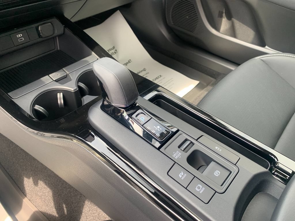 New 2026 Toyota Prius XLE FWD image 23
