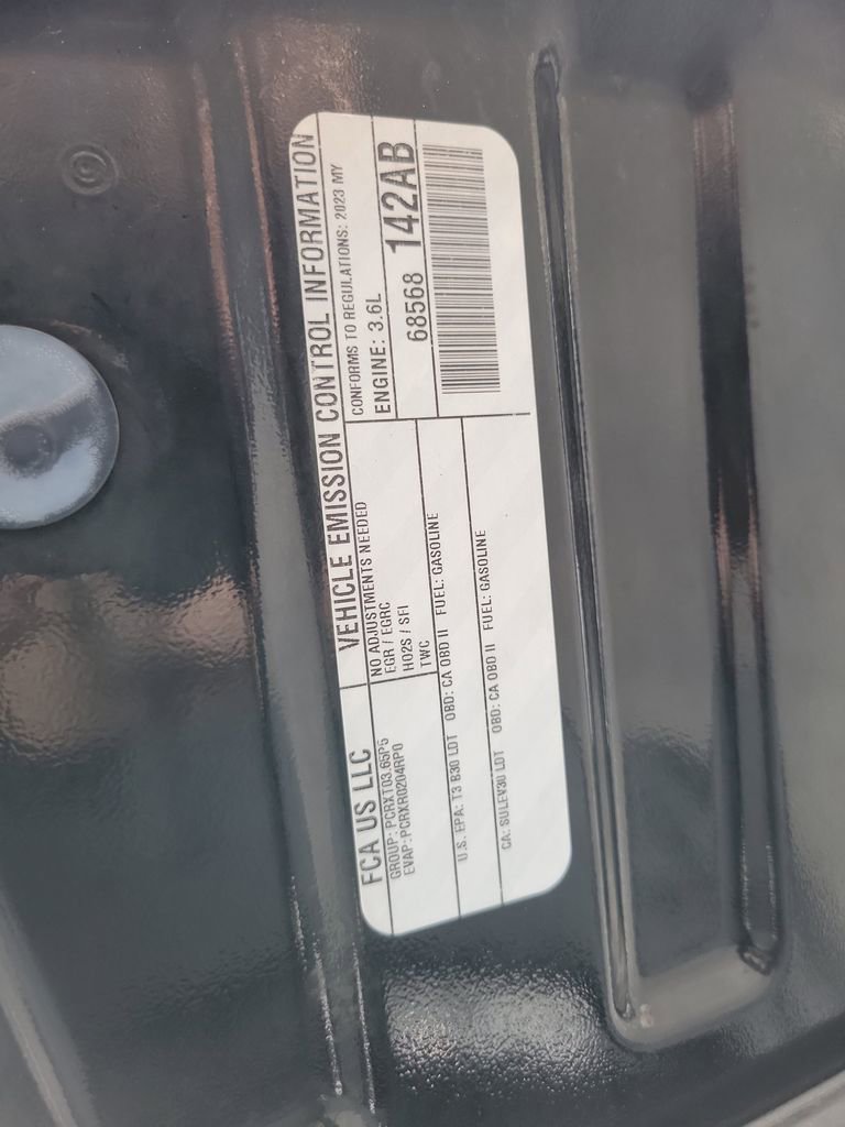 Certified 2023 Jeep Grand Cherokee Limited image 22