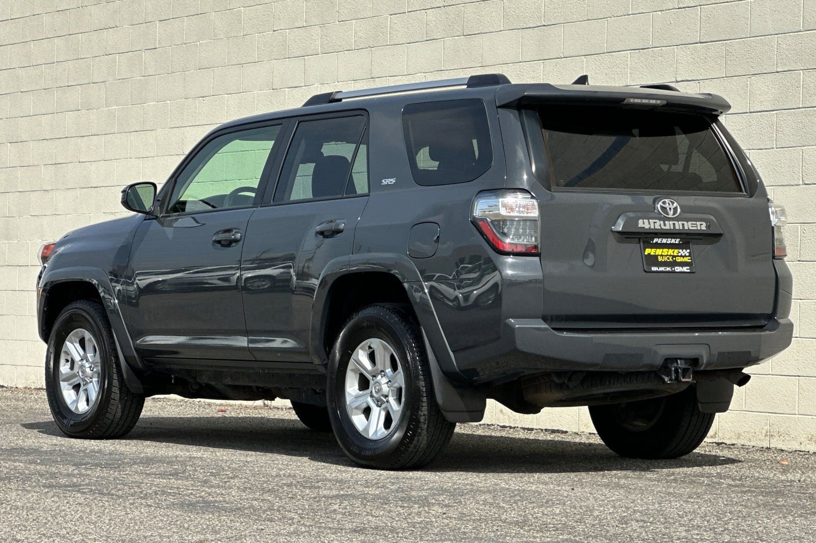 Used 2024 Toyota 4Runner SR5 AWD/4WD image 6