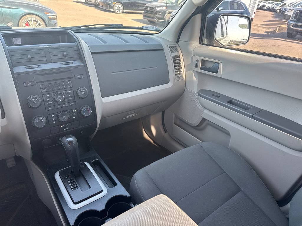 Used 2012 Ford Escape XLS FWD image 31