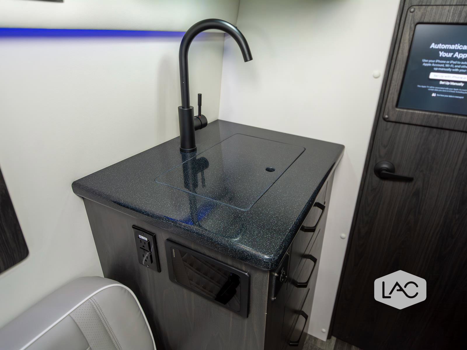 Used 2025 Mercedes-Benz Sprinter 3500 image 13