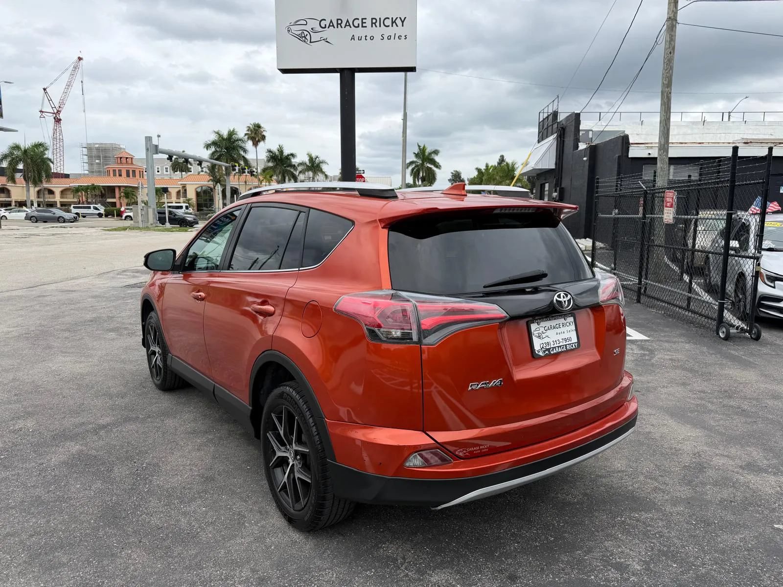 Used 2016 Toyota RAV4 SE FWD image 7