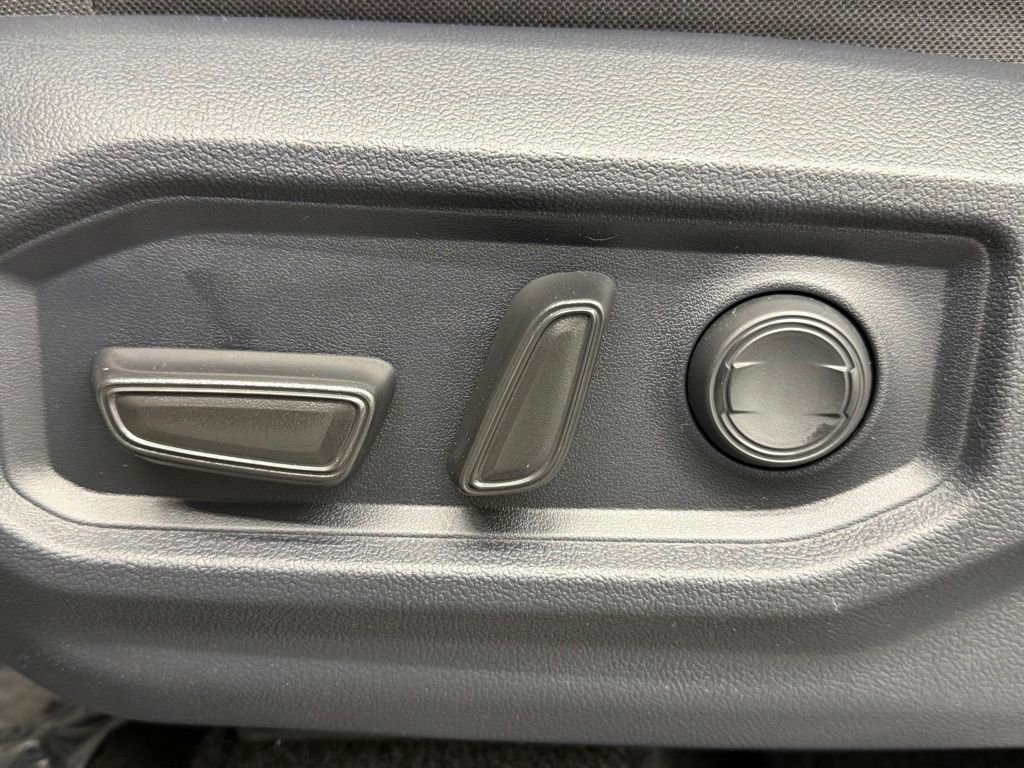 New 2026 Toyota Tundra SR5 AWD/4WD image 19