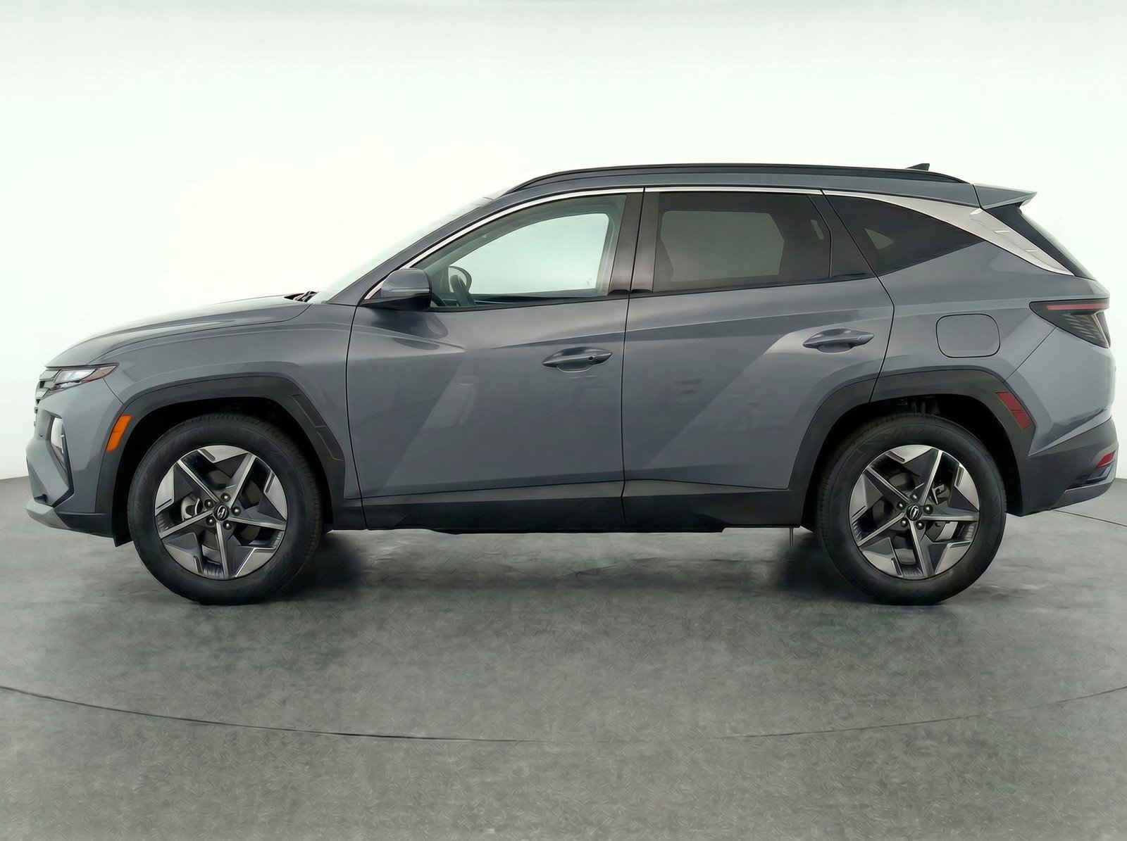 Used 2025 Hyundai Tucson SEL FWD image 5