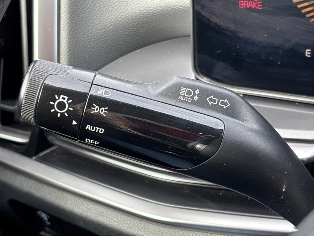 Used 2025 Kia Sorento S AWD/4WD image 21