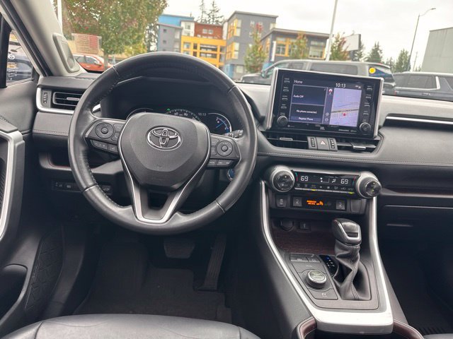Used 2021 Toyota RAV4 Limited AWD/4WD image 20