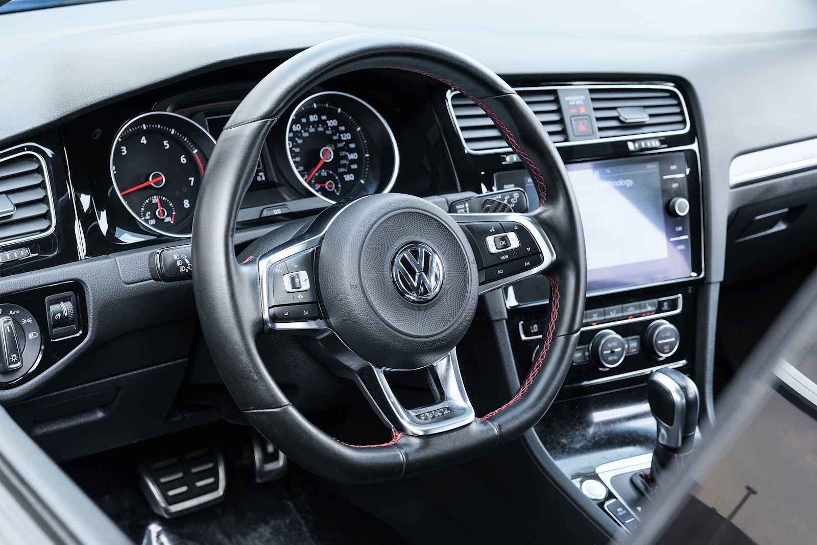 Used 2021 Volkswagen GTI Autobahn FWD image 24