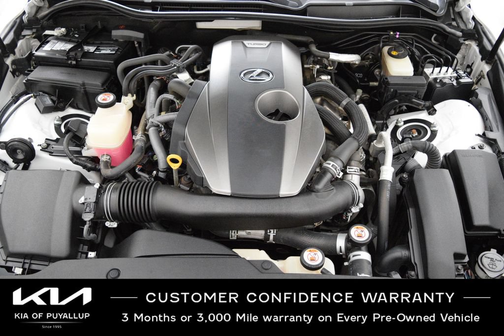 Used 2017 Lexus IS 200t RWD image 20