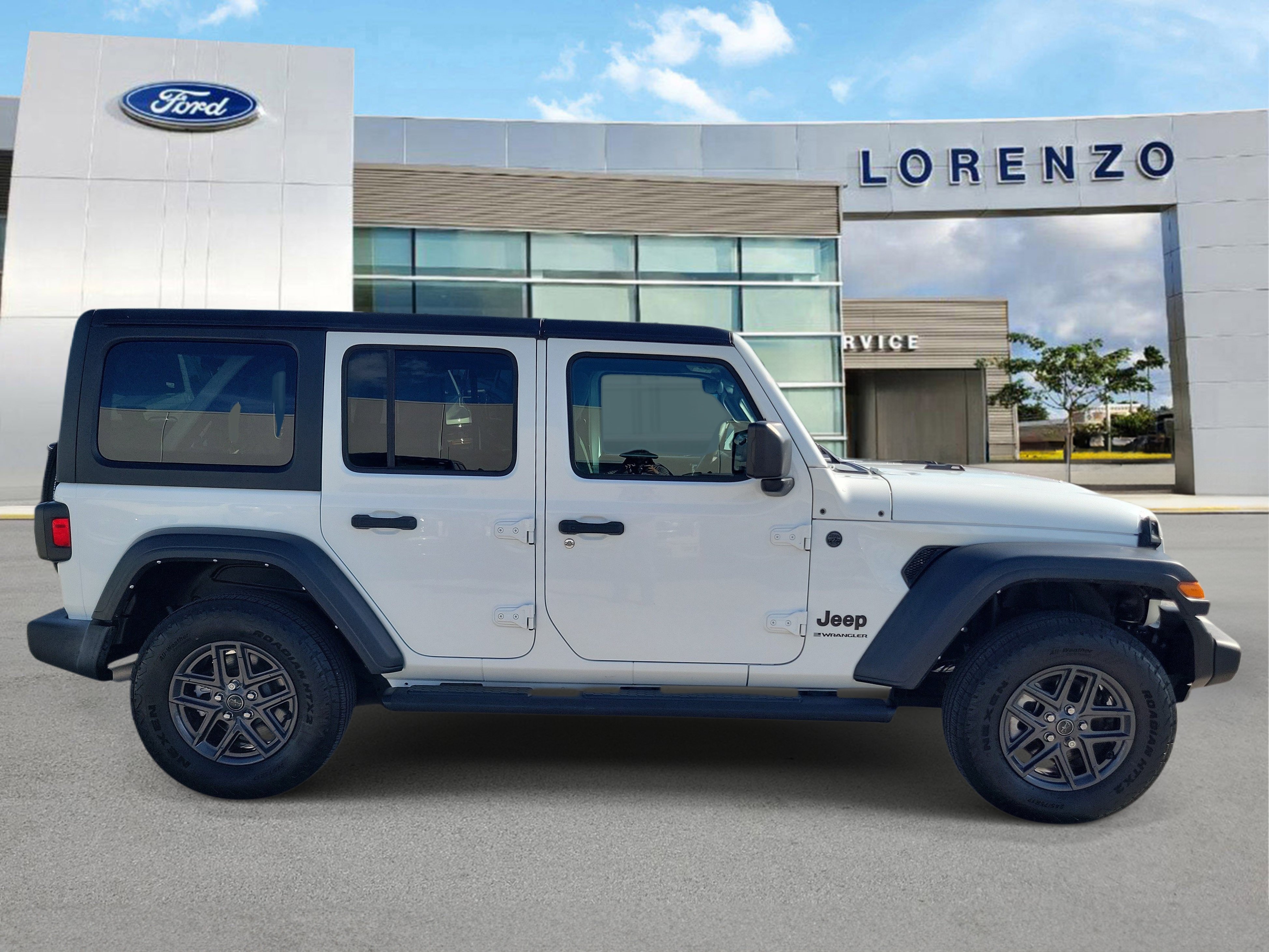 Used 2024 Jeep Wrangler Unlimited Sport AWD/4WD image 4