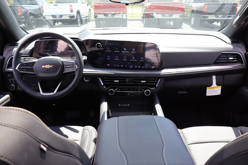 New 2026 Chevrolet Suburban Premier AWD/4WD image 33