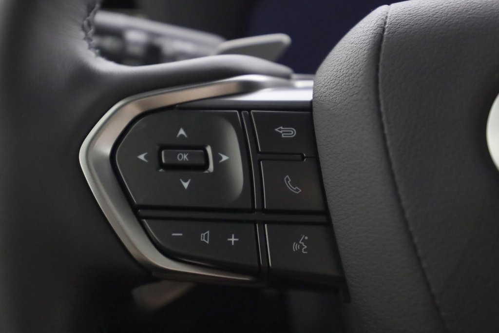 Used 2025 Lexus GX 550 w/ Accessory Package (2T) image 26