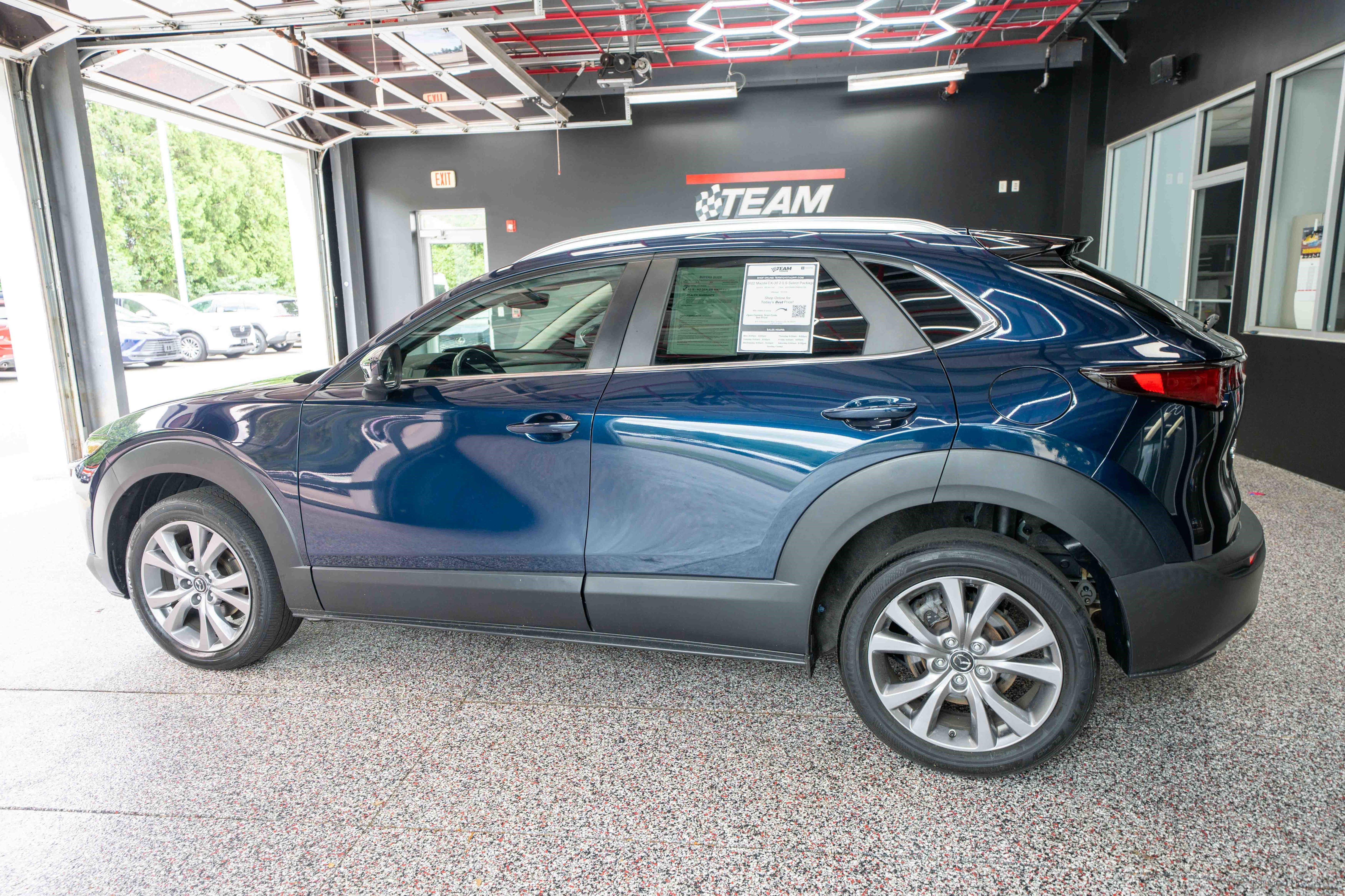 Used 2022 MAZDA CX-30 AWD 2.5 S w/ Select Package image 2