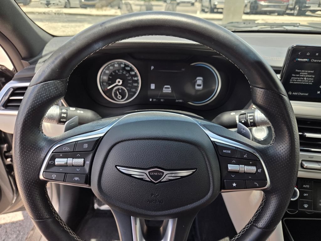 Used 2025 Genesis G70 2.5T RWD image 26