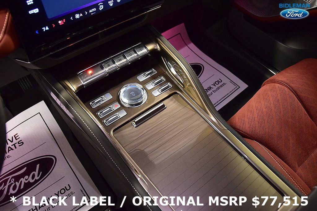 Used 2024 Lincoln Nautilus Black Label image 20