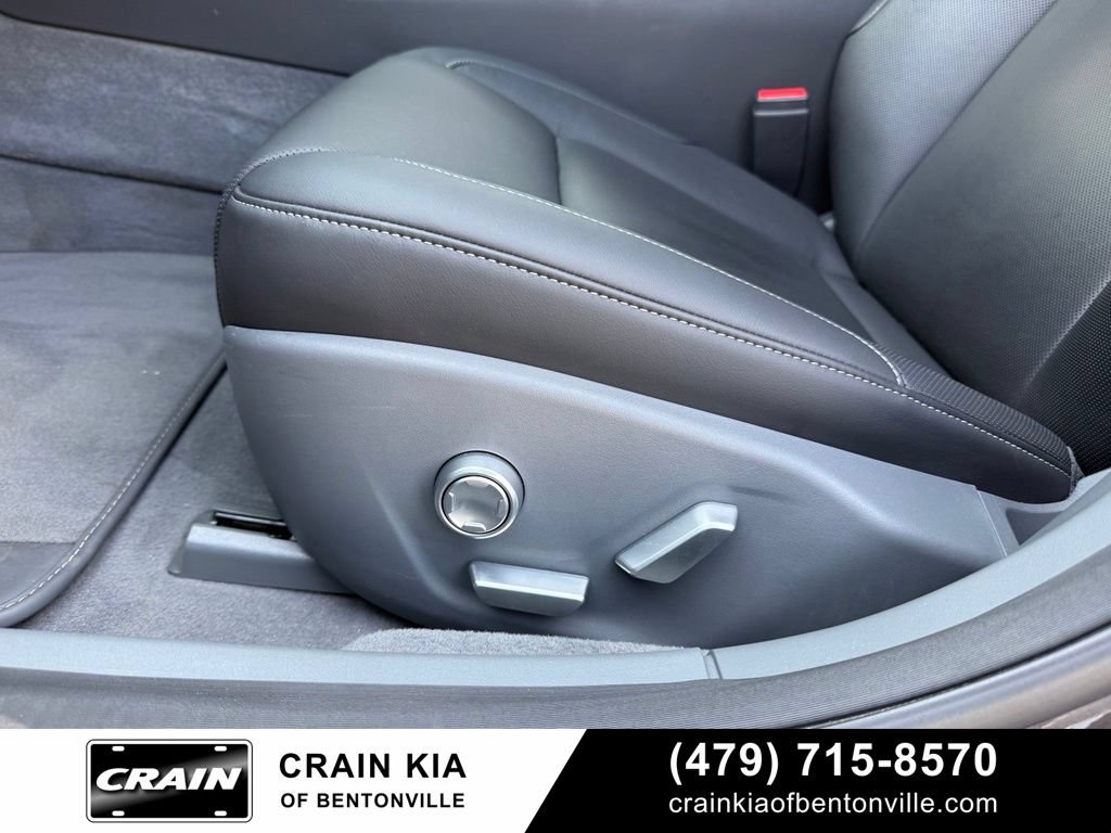 Used 2024 Lucid Air Touring AWD/4WD image 11