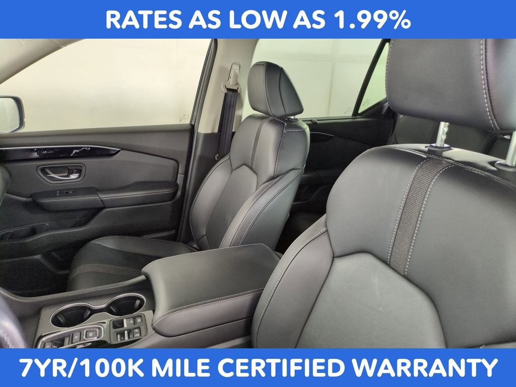 Certified 2025 Honda Pilot Touring image 9