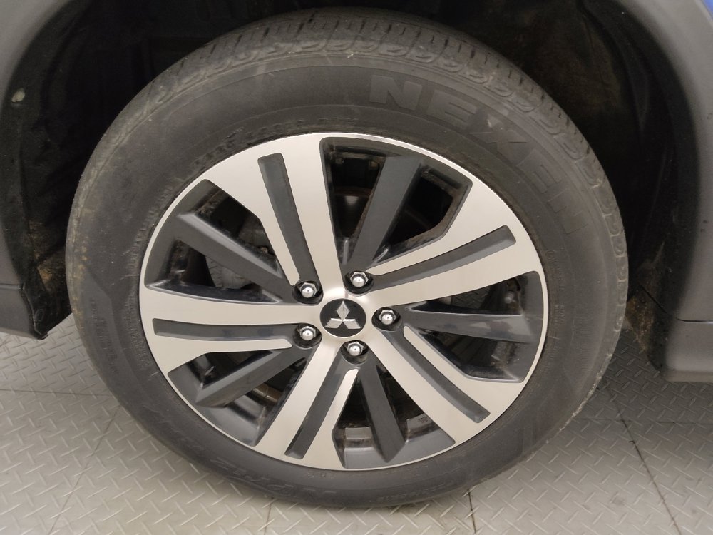 Used 2020 Mitsubishi Outlander Sport ES FWD image 31