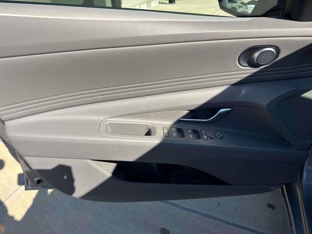 New 2026 Hyundai Elantra SEL Sport image 23