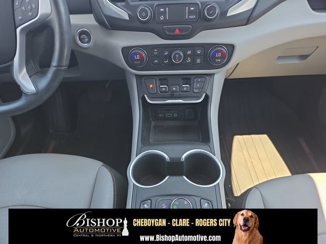 Used 2020 GMC Terrain SLT w/ Preferred Package AWD/4WD image 18