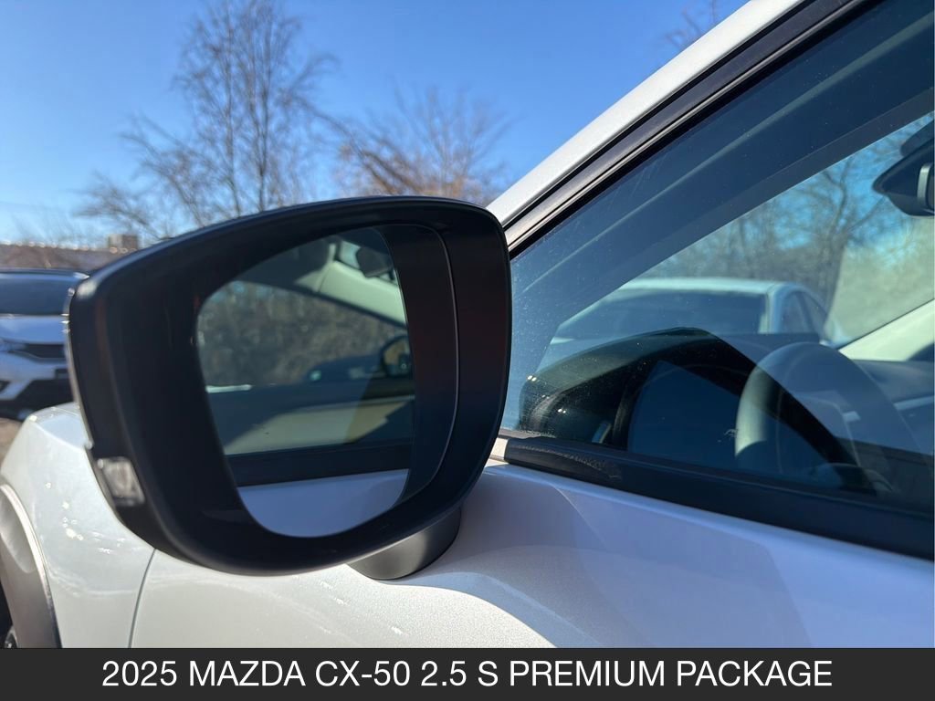 Used 2025 MAZDA CX-50 AWD 2.5 S w/ Weather Package image 27