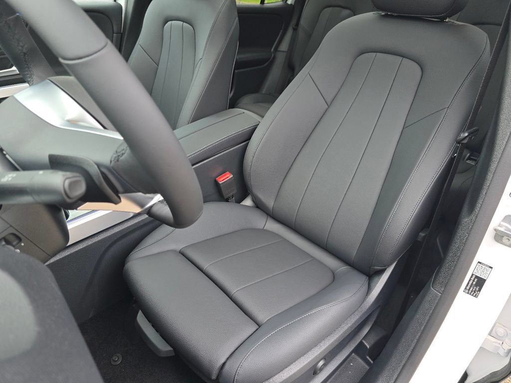New 2026 Mercedes-Benz GLB 250 4MATIC image 22