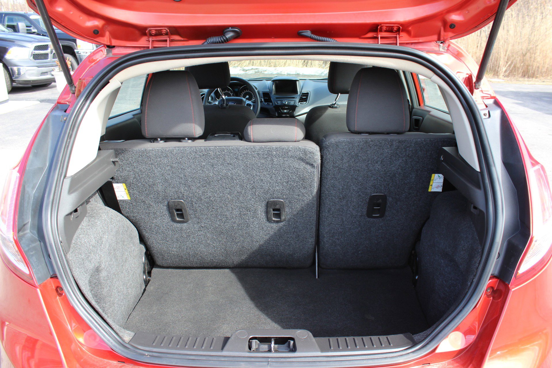 Used 2018 Ford Fiesta SE w/ Equipment Group 201A image 7