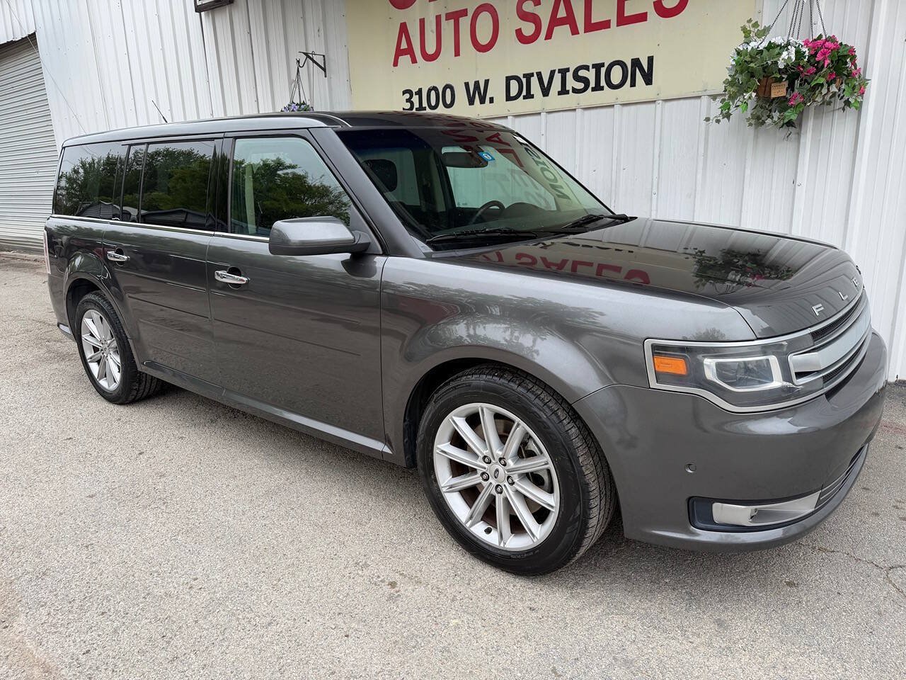 Used 2015 Ford Flex Limited w/ Equipment Group 301A AWD/4WD image 9