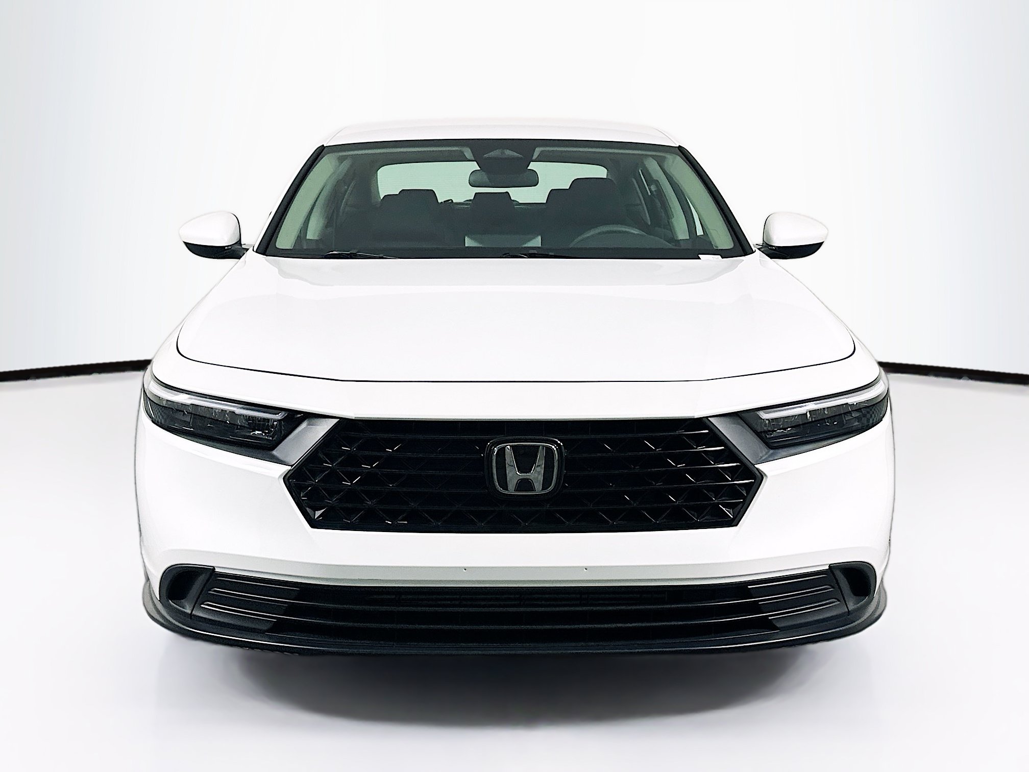 Used 2023 Honda Accord LX image 2