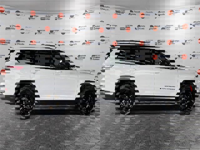 Used 2023 Jeep Grand Cherokee L Altitude image 6