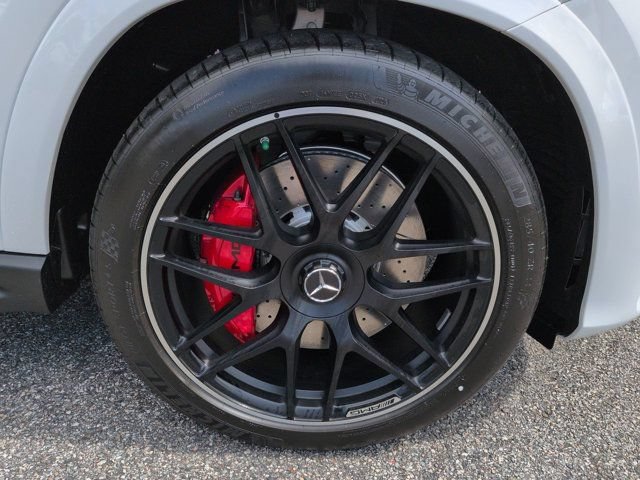 New 2026 Mercedes-Benz GLE 63 AMG S image 11