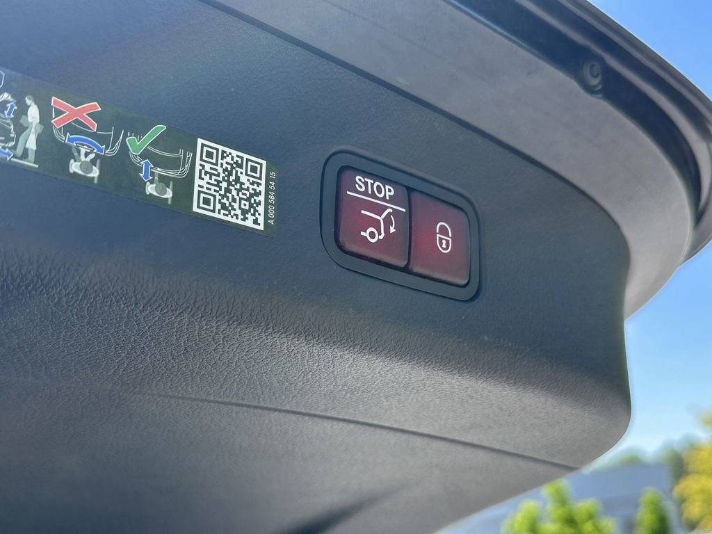 Certified 2025 Mercedes-Benz GLC 300 4MATIC image 21