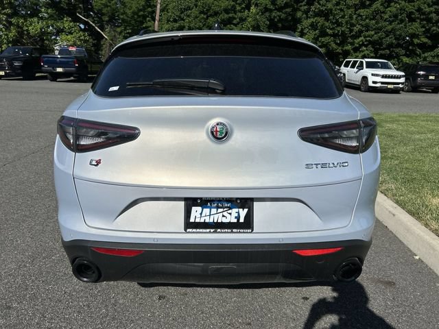 New 2026 Alfa Romeo Stelvio Sprint w/ Convenience Package AWD/4WD image 16