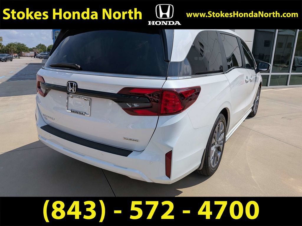 Certified 2025 Honda Odyssey Touring image 3