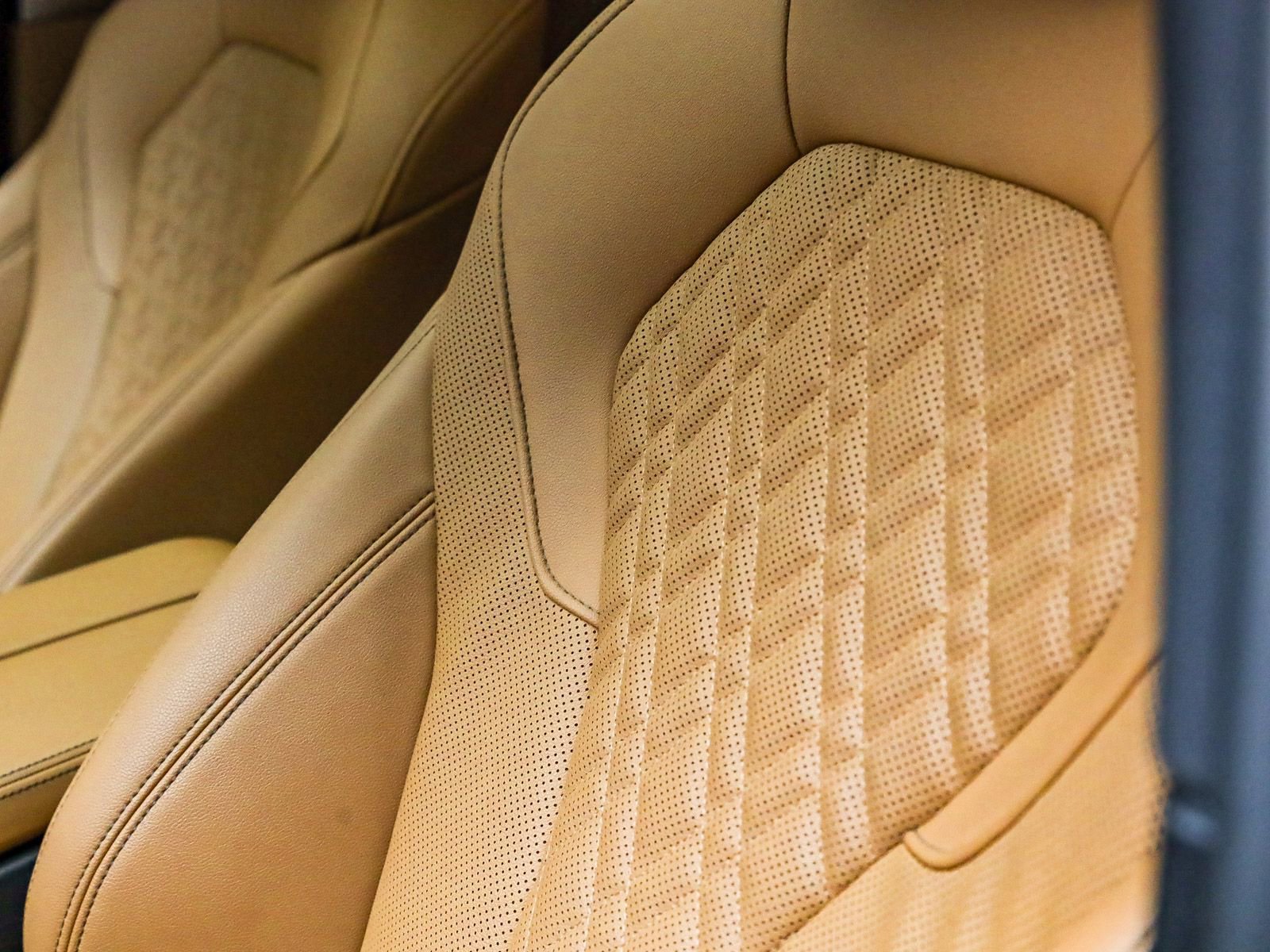 Certified 2023 BMW 540i w/ M Sport Package image 23