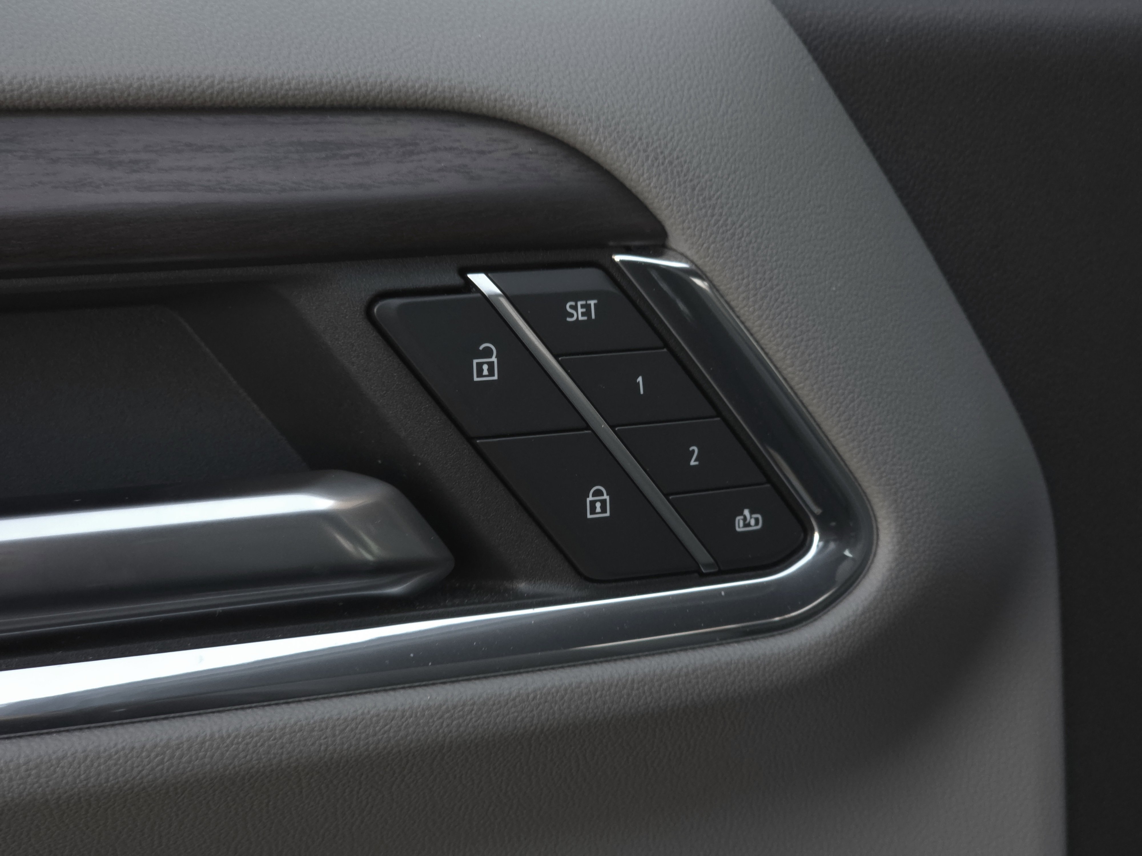 Used 2024 GMC Sierra 1500 SLT w/ SLT Premium Plus Package image 24