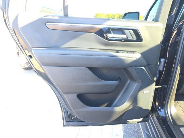 Used 2025 Chevrolet Tahoe High Country w/ Sun And Tow Package AWD/4WD image 26