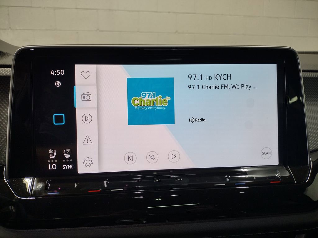 New 2026 Volkswagen Atlas Cross Sport SEL Premium R-Line image 32