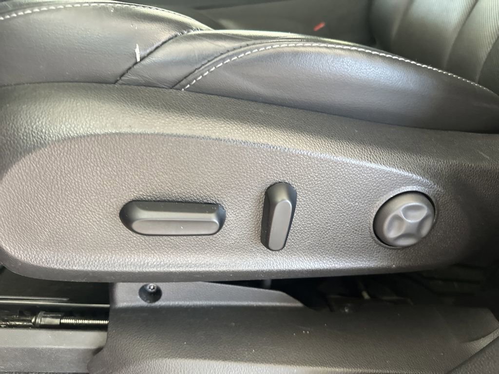 Used 2019 Buick Envision Essence image 15