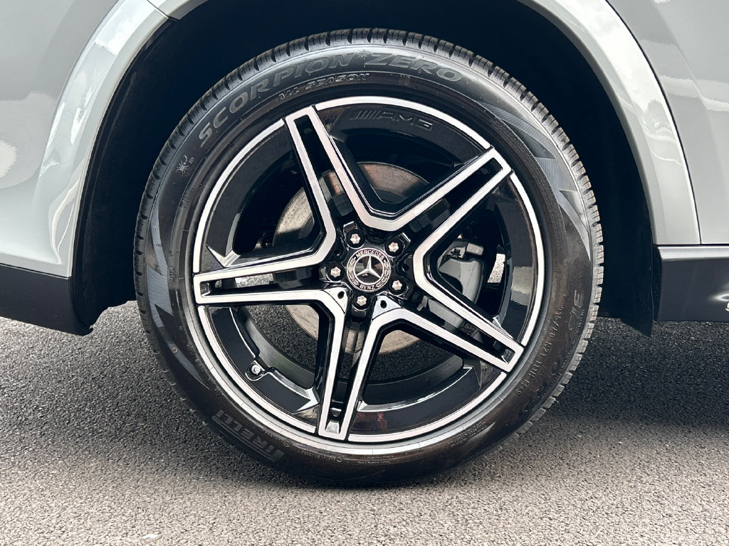 New 2026 Mercedes-Benz GLS 450 4MATIC image 37