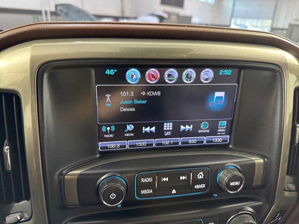 Used 2016 Chevrolet Silverado 1500 High Country w/ High Country Premium Package image 28