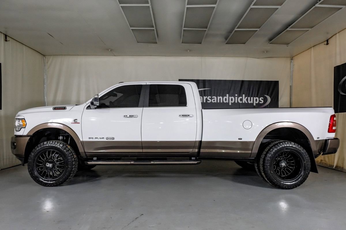 Used 2021 RAM 3500 Limited image 12