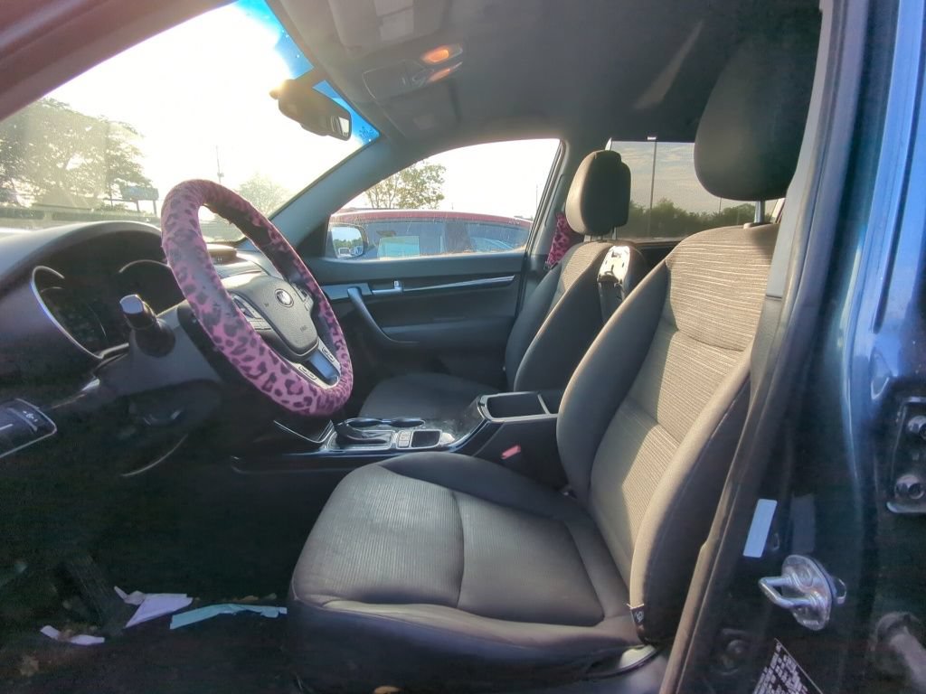 Used 2014 Kia Sorento LX FWD image 6