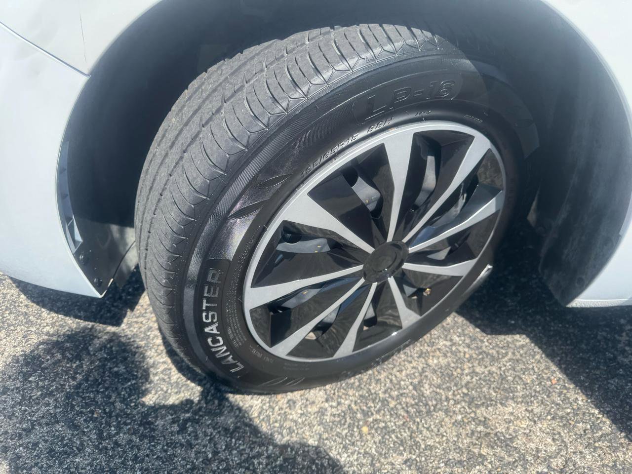 Used 2021 Hyundai Accent SE image 16