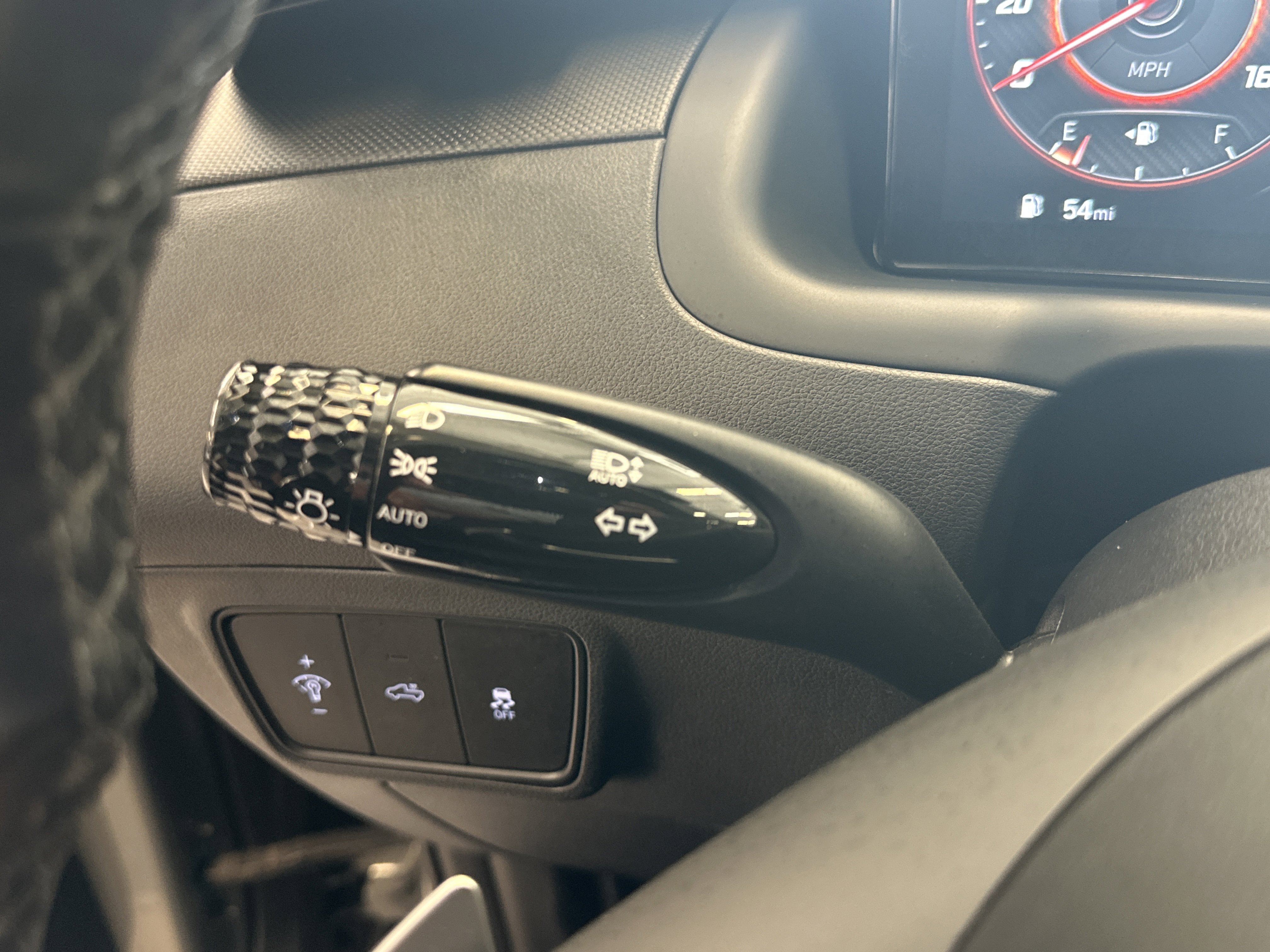 Used 2022 Hyundai Santa Cruz SEL Premium AWD/4WD image 31