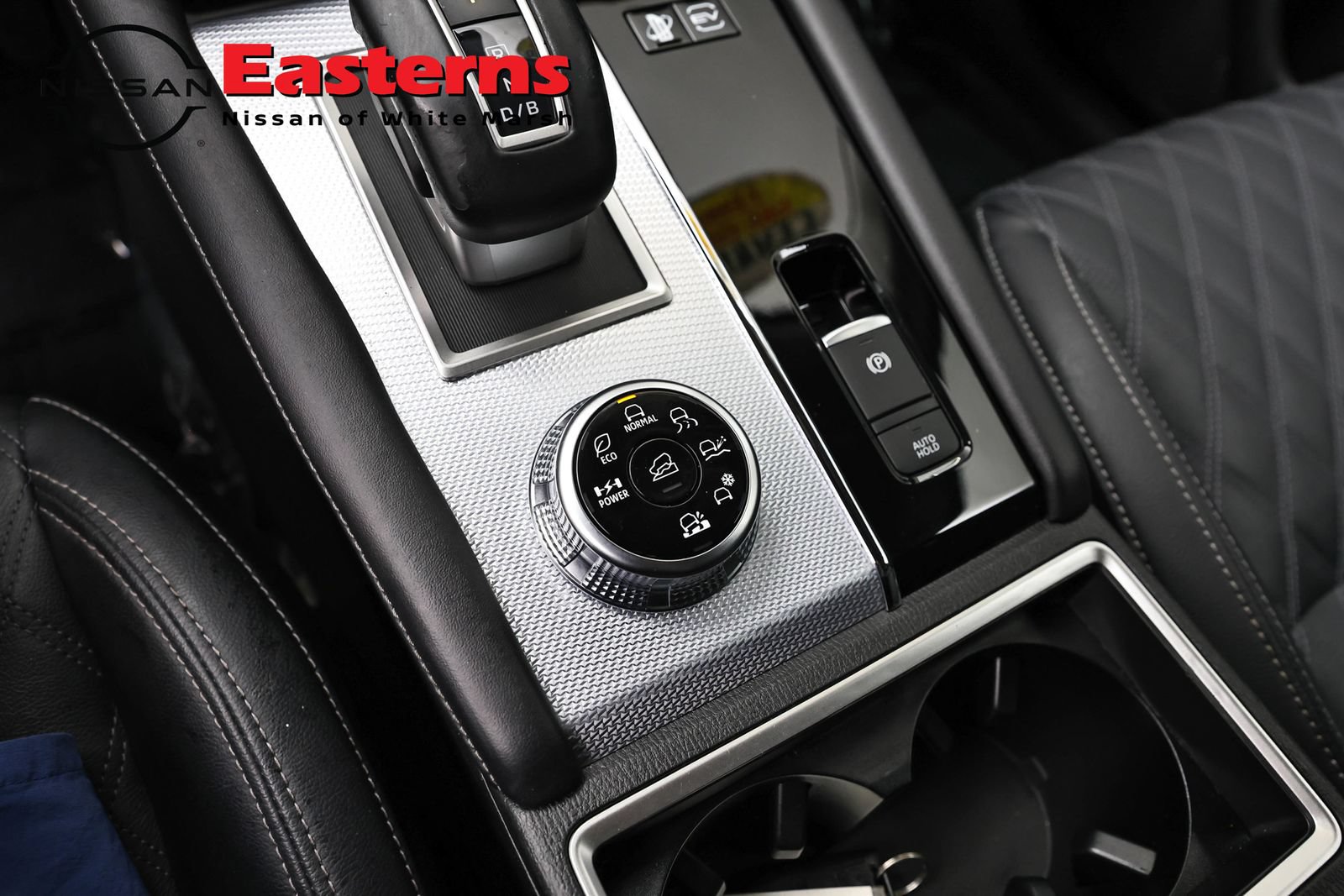 Used 2024 Mitsubishi Outlander SEL AWD/4WD image 18