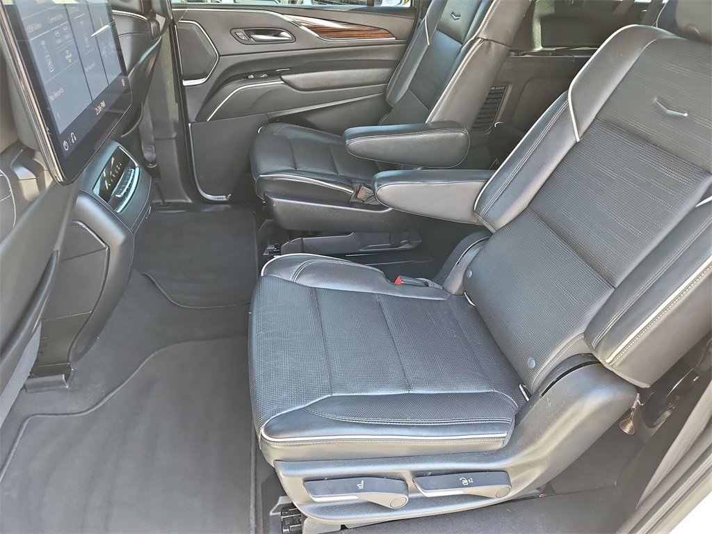 Certified 2021 Cadillac Escalade ESV Premium Luxury image 25