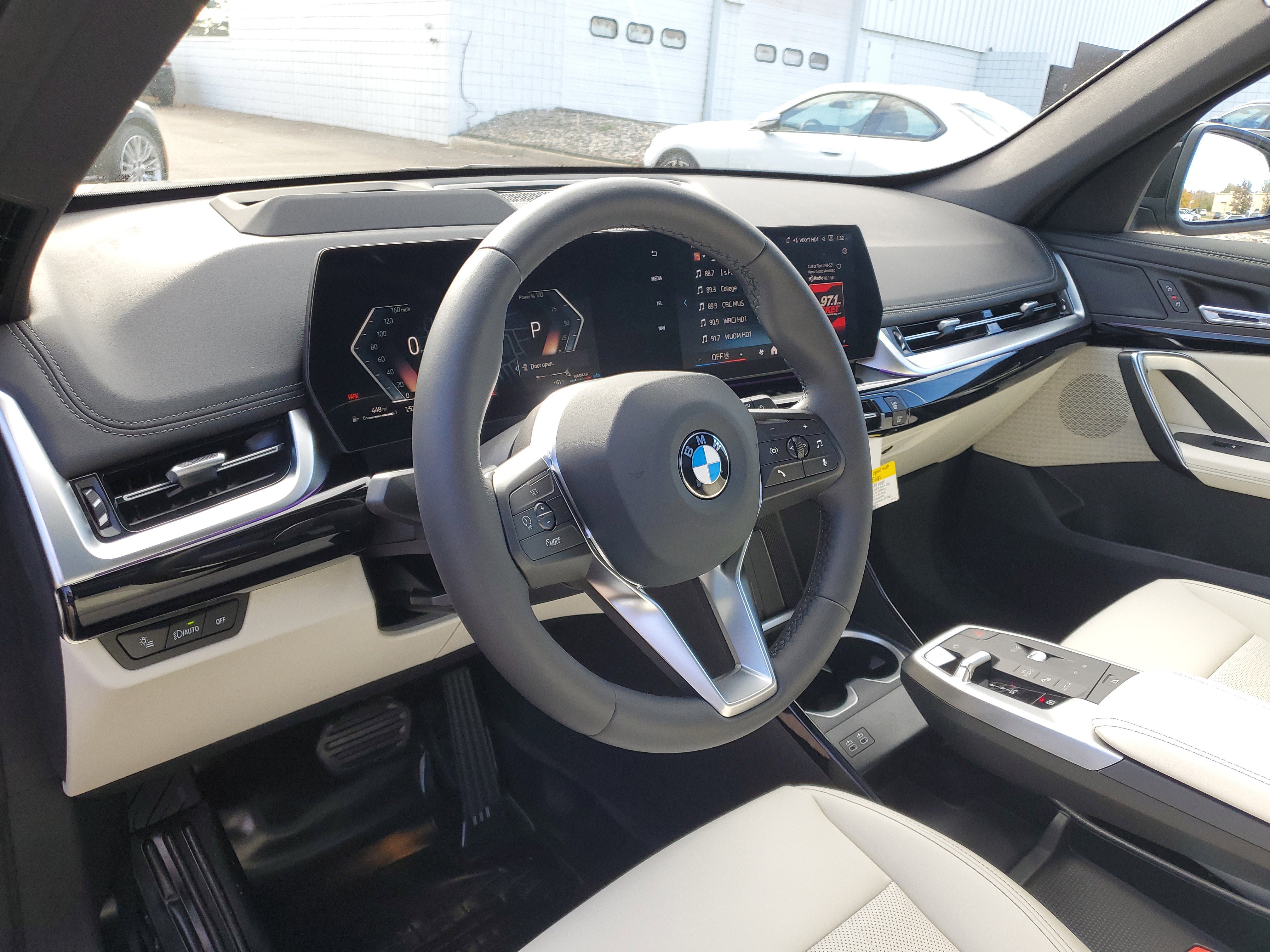 New 2026 BMW X1 xDrive28i w/ Technology Package image 10