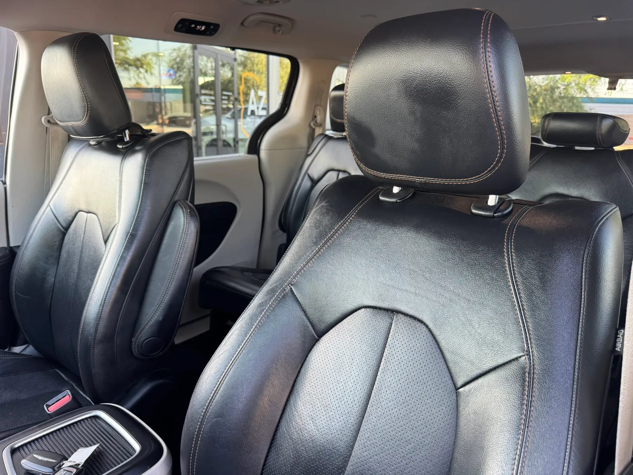 Used 2017 Chrysler Pacifica Touring-L Plus FWD image 15